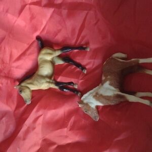 Bryer Molding Co USA Ponies(2)